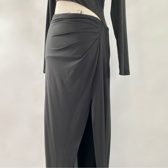 NWT Tobi Asymmetrical Neck Cut Out Long Sleeve Bodycon Maxi Dress Black Small - Picture 7 of 14